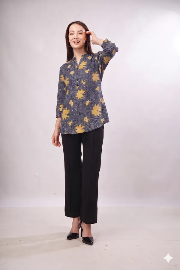 Grey_Rayon_Cotton_Relaxed_Floral_Print_Tunic_Top_For_Women