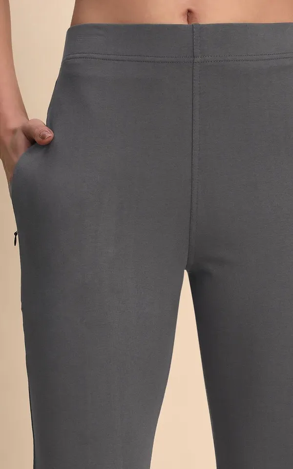 Grey_Cotton_Lycra_Ankle_Length_Trousers_For_Women