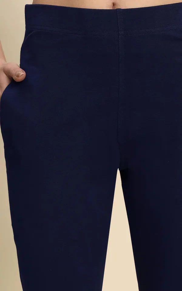 Navy_Blue_Cotton_Lycra_High_Waist_Ankle_Length_Leggings_For_Women