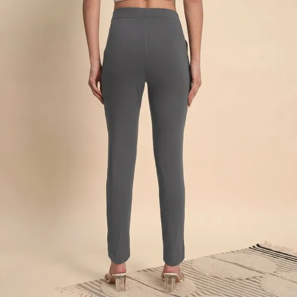 Grey_Cotton_Lycra_Ankle_Length_Trousers_For_Women