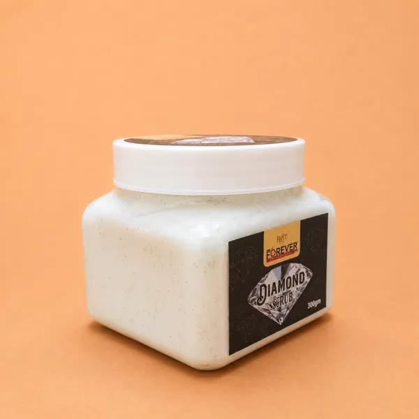 DUEBOLD_-_Diamond_Scrub_|_With_Natural_Moisturizer