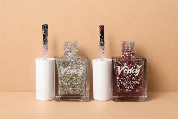 Duebold_-_Silver_Glitter_Nail_Polish_Gel_By_Vency_And_Duebold_-_Glitter_Nail_Polish_Gel_By_Vency_Pack_Of_2