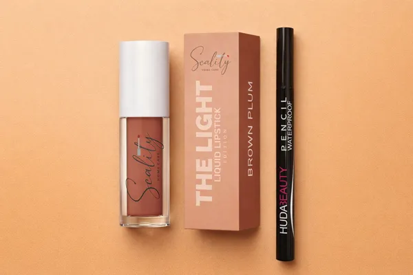Duebold_-_Liquid_Lipstick_|_Brown_Plum_By_Scality_And_Duebold_-_Eyeliner_By_Huda_Beauty_Pack_Of_2
