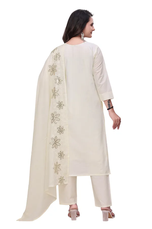 Off_White_Georgette_Relaxed_Fit_Embroidered_Kurta_Set_For_Women