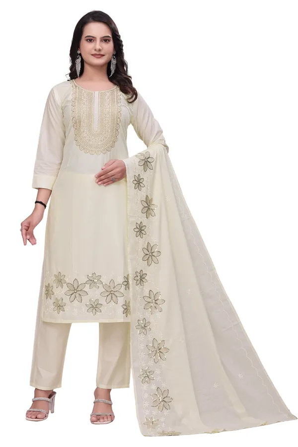 Off_White_Georgette_Relaxed_Fit_Embroidered_Kurta_Set_For_Women