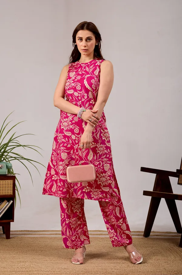 Floral_Printed_round-Neck_Pure_reyon_Kurti