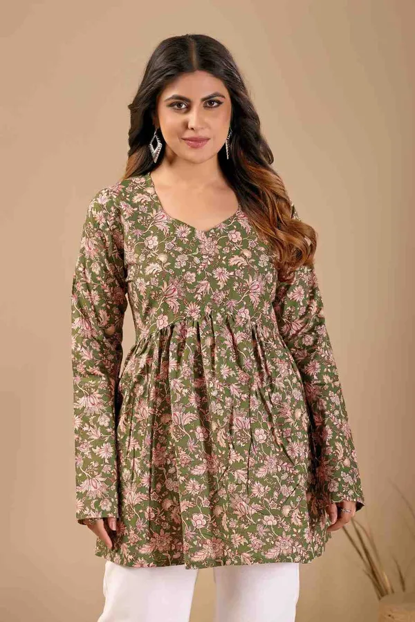Green_Cotton__blend__Relaxed__Print_Kurti_For_Women