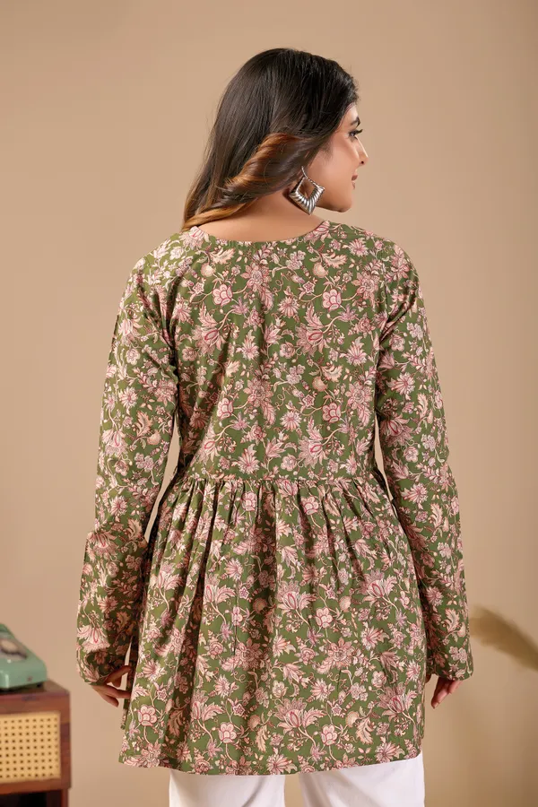 Green_Cotton__blend__Relaxed__Print_Kurti_For_Women