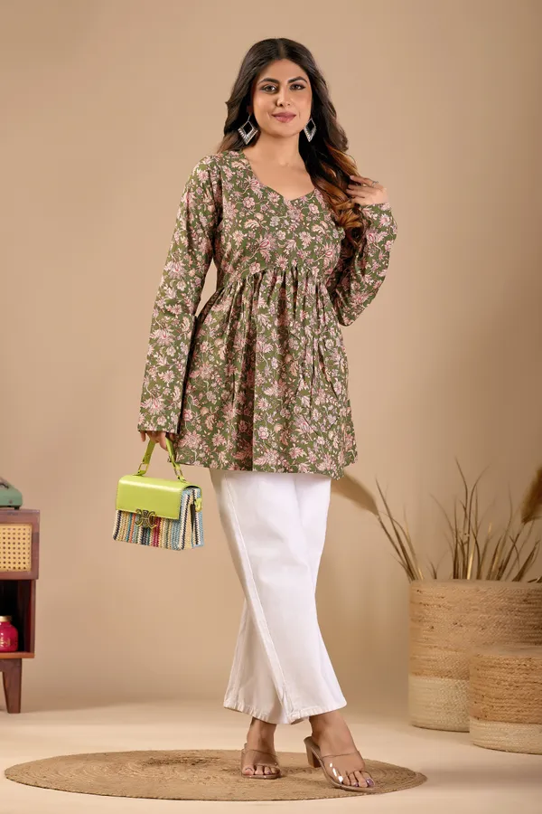 Green_Cotton__blend__Relaxed__Print_Kurti_For_Women