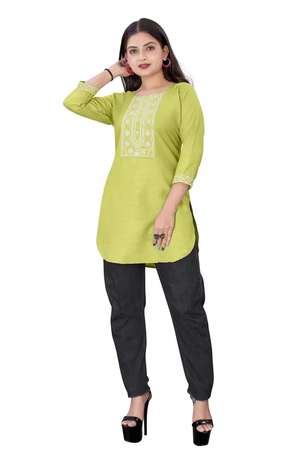 Yellow_Cotton_Relaxed_Embroidered_Kurta_For_Women