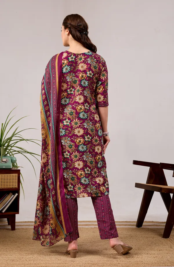 Women_Solid__Rayon_Spaghetti_Straps_Fusion_Kurta_Set