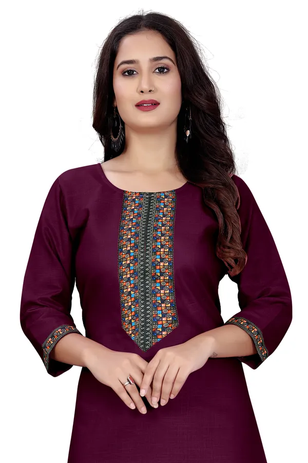 Maroon_Cotton_Straight_Embroidered_Kurta_For_Women