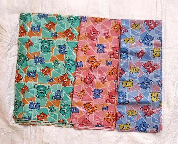 Multicolor_Cotton_Teddy_Bear_Print_Oilcloth_Set_Of_3_For_Baby_Girls