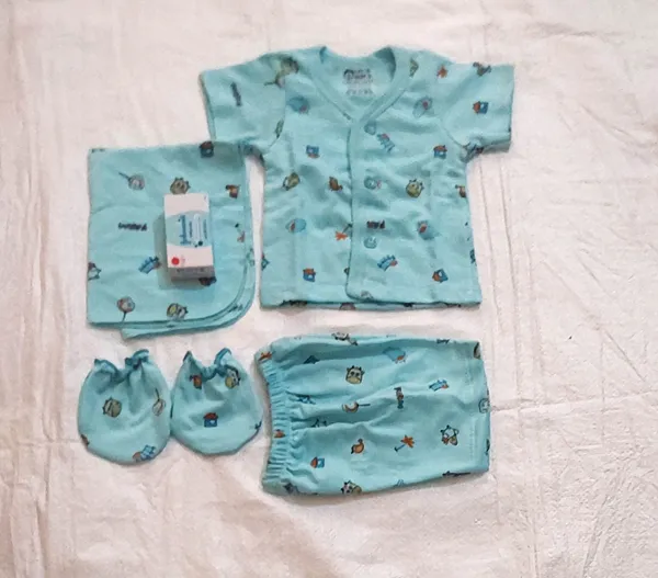 Blue_Cotton_Printed_Newborn_Clothing_Set