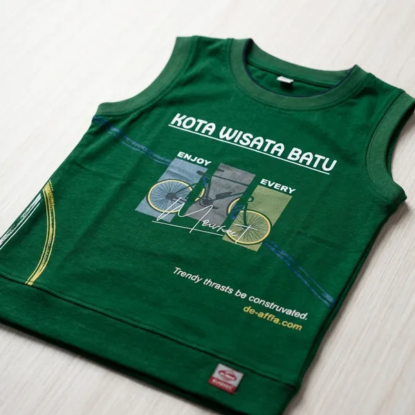 Green_Cotton_Sleeveless_Graphic_Print_T-Shirt_For_Boys