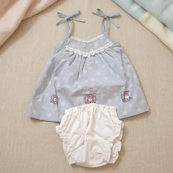 Grey_And_White_Cotton_Printed_Top_With_Bloomer_Set_For_Baby_Girls