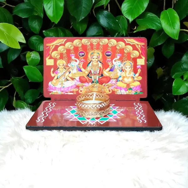 Diwali_Puja_Chowki_Stand_Decorative_Wooden_Altar_With_Rangoli_Design_Featuring_Lakshmi_Ganesha_Vishnu_Saraswati_Sri_Yantra_15x10_Cm