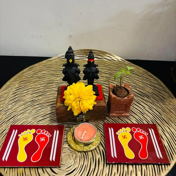 Lakshmi_Charan_Maroon_Wooden_Chitrangan_Sheets_Set_Of_2_Sacred_Goddess_Footprints_4x3_Inch_For_Diwali_Pooja_Door_Entrance_Mandir_Home_Decor_Reusable_Traditional_Rangoli