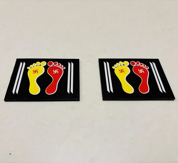 Lakshmi_Charan_Black_Wooden_Chitrangan_Sheets_Set_Of_2_Sacred_Goddess_Footprints_For_Diwali_Pooja_Door_Entrance_Mandir_Home_Decor_Reusable_Traditional_Rangoli_4x3_Inch