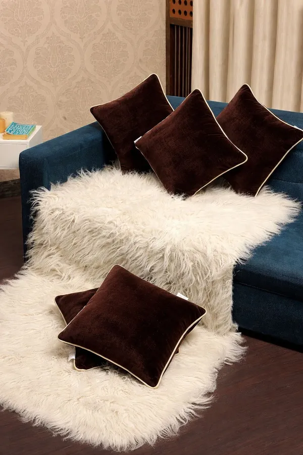 Gifts_Island_Velvet_Cushions_Cover_(40_Cm*40_Cm,_Pack_Of_5,_Brown)