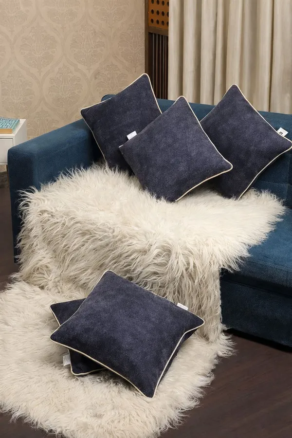 Gifts_Island_Velvet_Cushions_Cover_(40_Cm*40_Cm,_Pack_Of_5,_Grey)