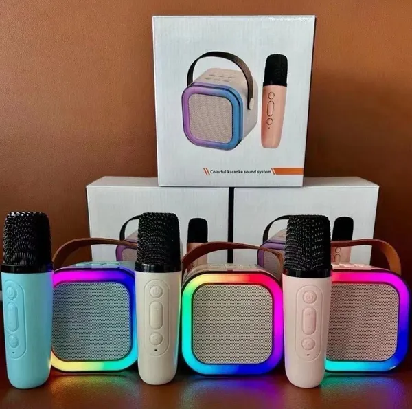 Colorful_Karaoke_Sound_System_With_Wireless_Microphone
