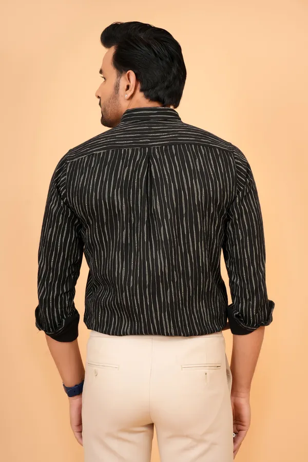 Black_Striped_Cotton_Slim_Fit_Formal_Shirt_For_Men