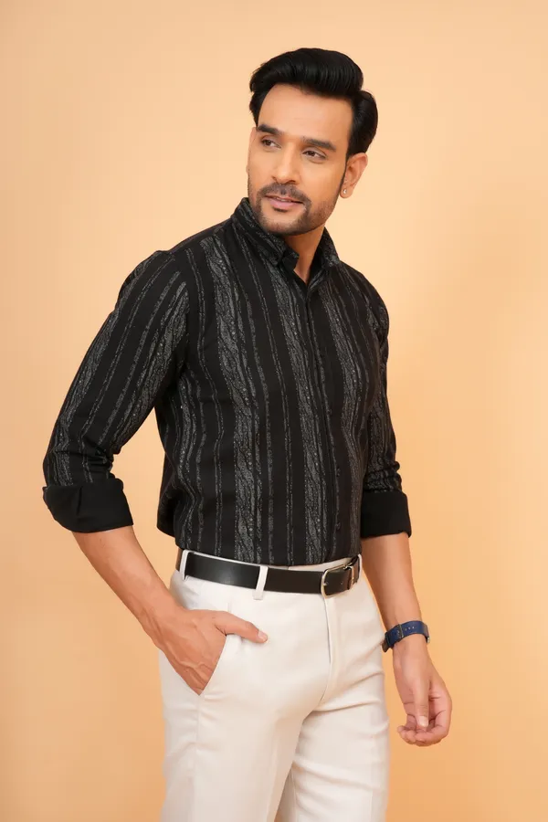 Black_Striped_Cotton_And_Polyester_Slim_Fit_Shirt_For_Men