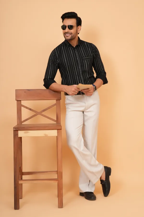 Black_Striped_Cotton_And_Polyester_Slim_Fit_Formal_Shirt_For_Men