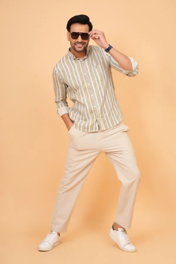 Beige_Striped_Cotton_And_Polyester_Slim_Fit_Casual_Shirt_For_Men