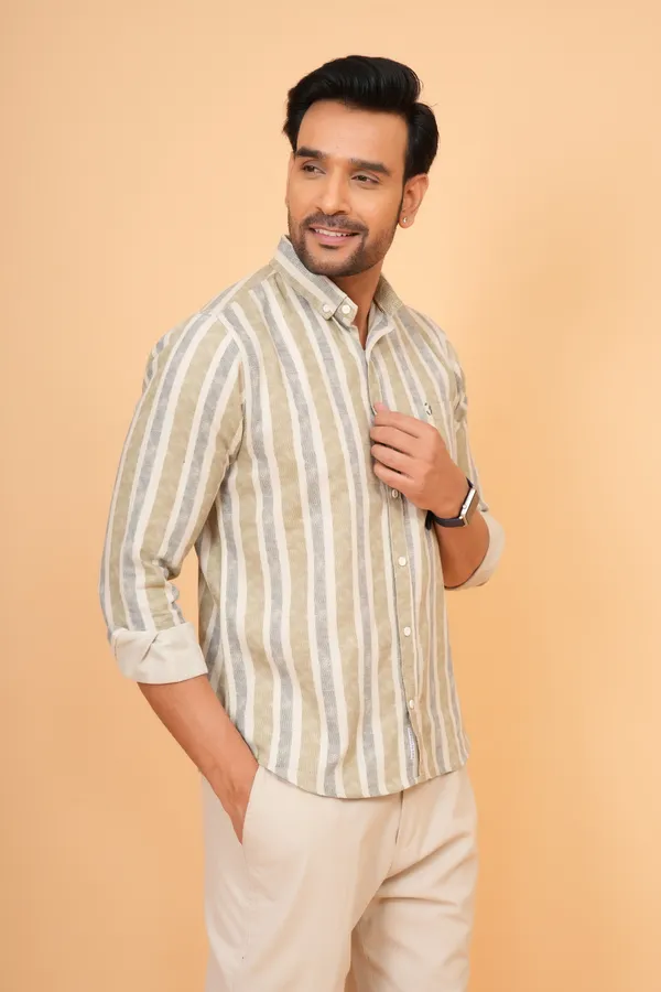 Beige_Striped_Cotton_And_Polyester_Slim_Fit_Casual_Shirt_For_Men