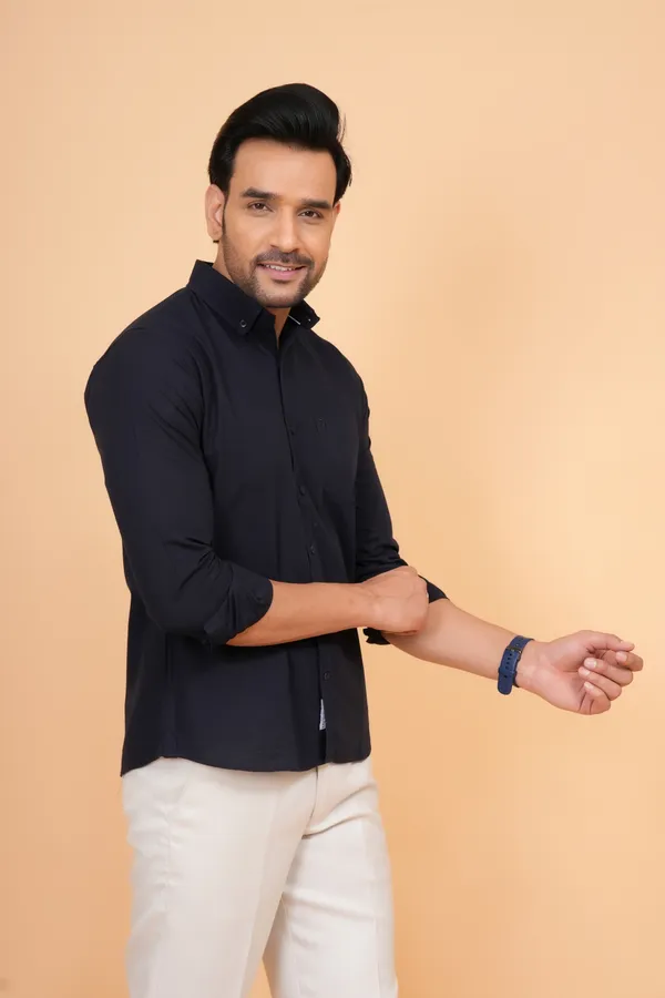 Navy_Blue_Cotton_Slim_Fit_Formal_Shirt_For_Men