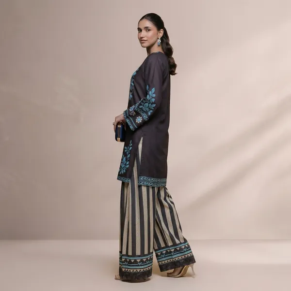 Navy_Blue_Korean_Bsy_Embroidered_Tunic_Palazzo_Set_For_Women
