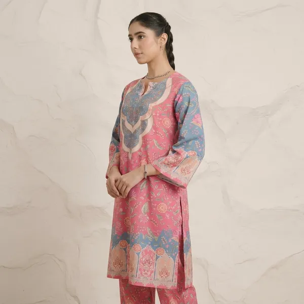Pink_And_Blue_Floral_Printed_Kurta_Pyjama_Set_For_Women