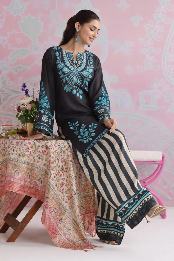 Navy_Blue_Korean_Bsy_Embroidered_Tunic_Palazzo_Set_For_Women