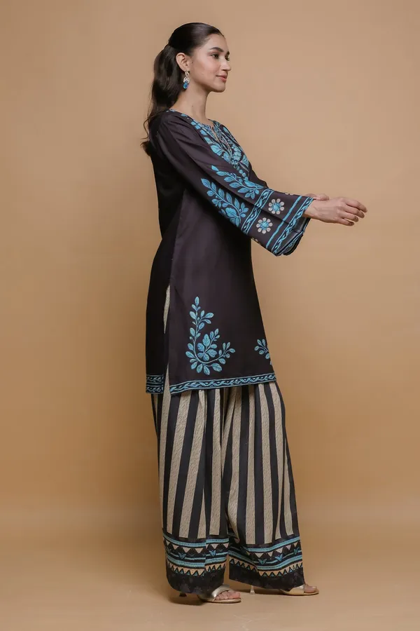 Navy_Blue_Korean_Bsy_Embroidered_Tunic_Palazzo_Set_For_Women