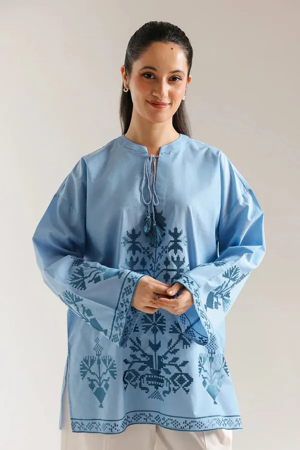 Blue_Linen_Straight_Floral_Embroidered_Cotton_Tunic_For_Women