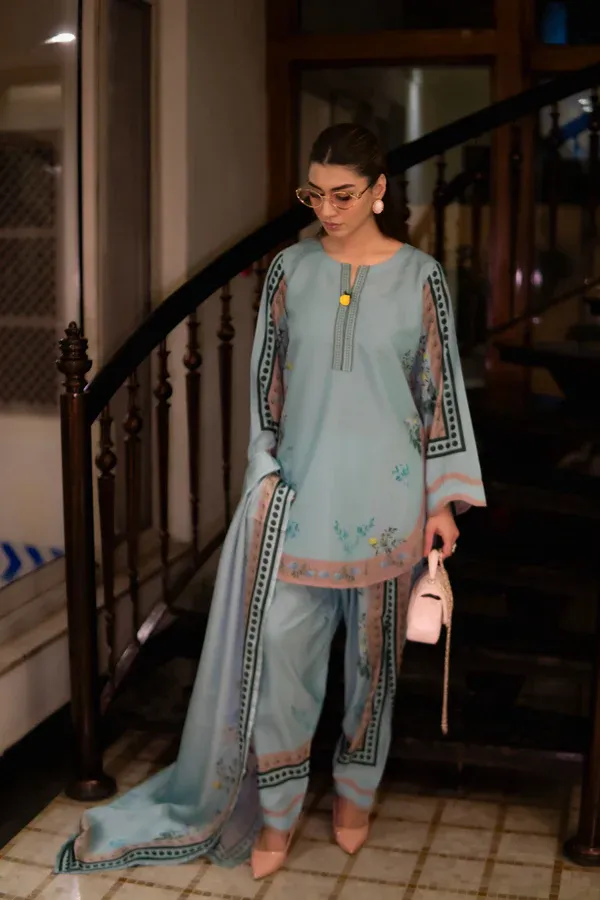 Sky_Blue_Floral_Embroidered_Lawn_Suit_Set_For_Women