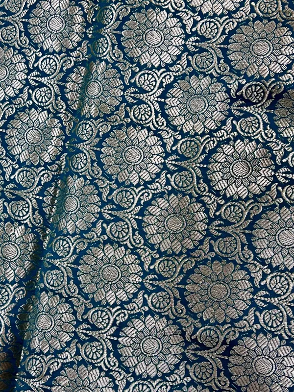 Blue_Silk_Saree_For_Women