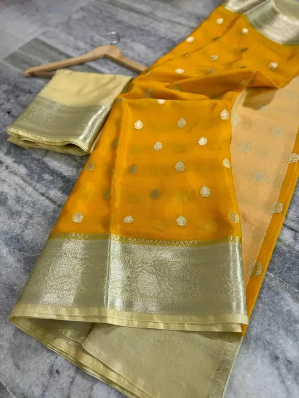 Yellow_Silk_Saree_For_Women
