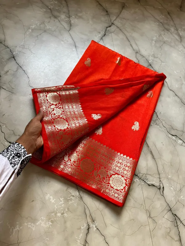 Red_Georgette_Saree_For_Women