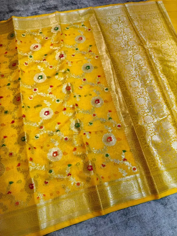 Yellow_Georgette_Saree_For_Women