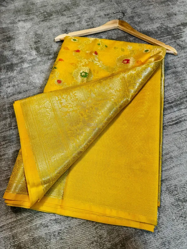 Yellow_Georgette_Saree_For_Women