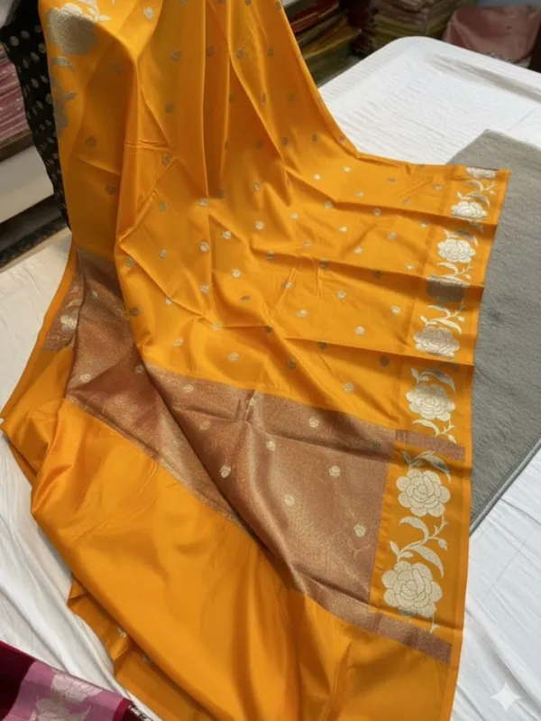 Yellow_Silk_Saree_For_Women