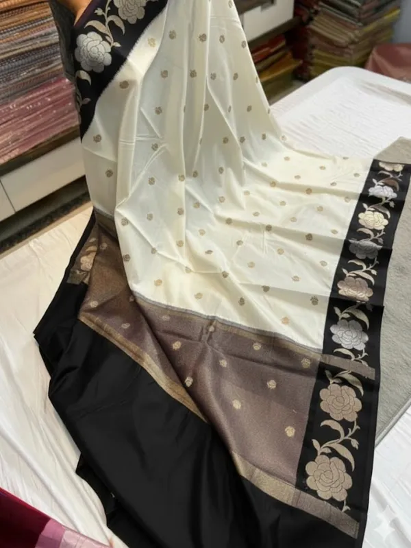 Warm_Silk_Saree_For_Women