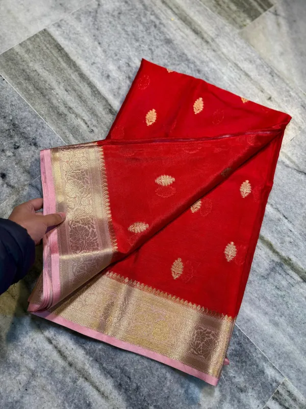 Red_Silk_Saree_For_Women