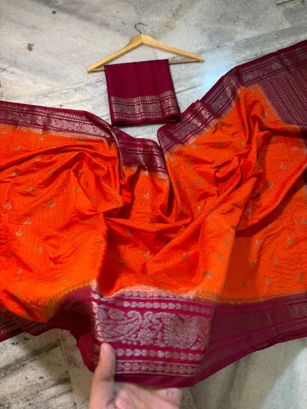 Red_Silk_Saree_For_Women