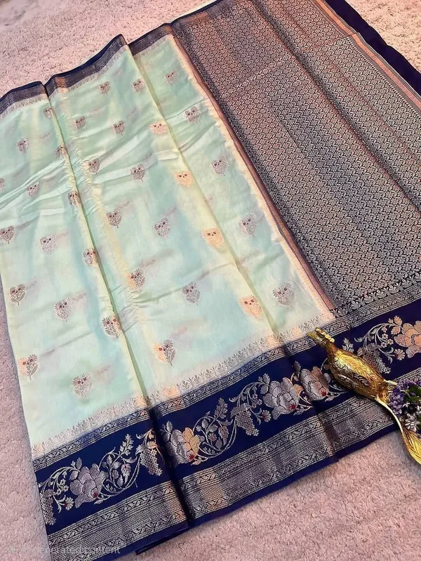 Off_White__And__Golden_Silk_Saree_For_Women