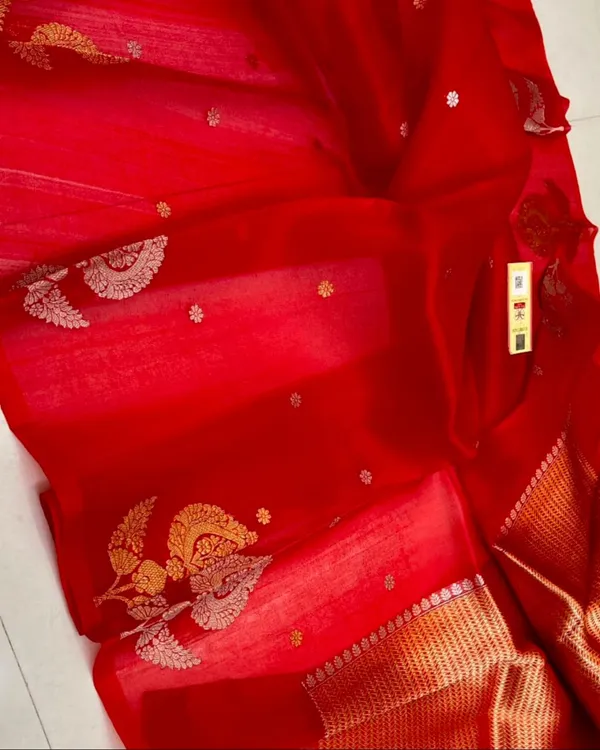 Red_Silk_Saree_For_Women