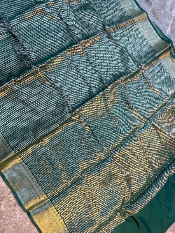 Green_Silk_Saree_For_Women